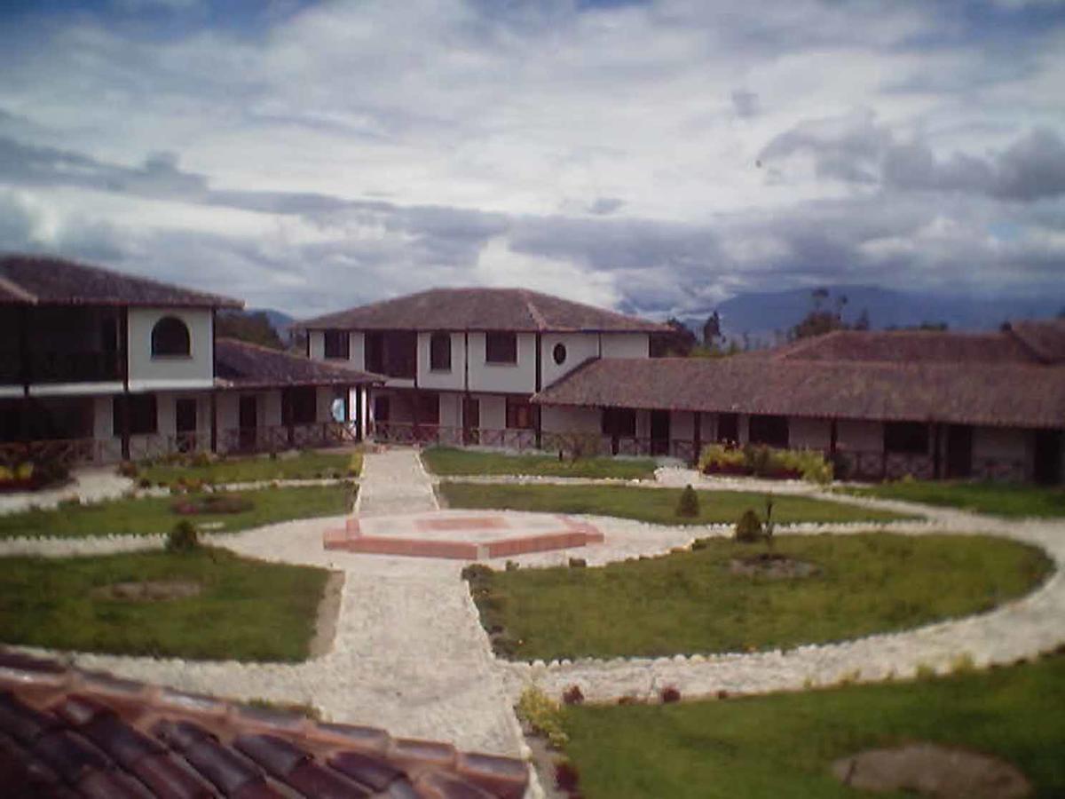 Hosteria Hacienda Pueblo Viejo Atuntaqui Exterior foto